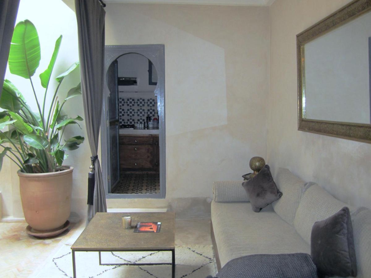 Riad La Porte De L'Oasis マラケシュ エクステリア 写真