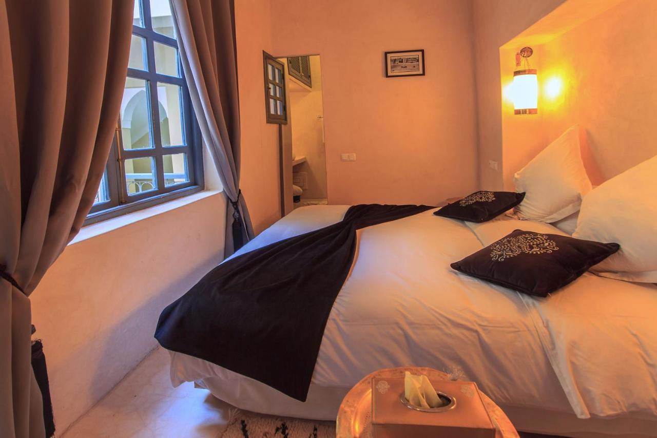 Riad La Porte De L'Oasis マラケシュ エクステリア 写真